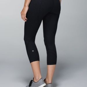 Lululemon run inspire crop